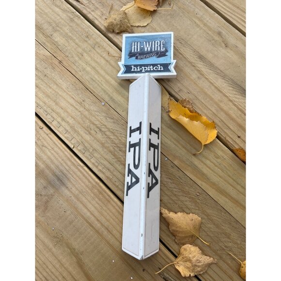 Hi-Wire Brewing Hi-Pitch IPA Beer Tap Handle Triangle White & Blue - Picture 3 of 4